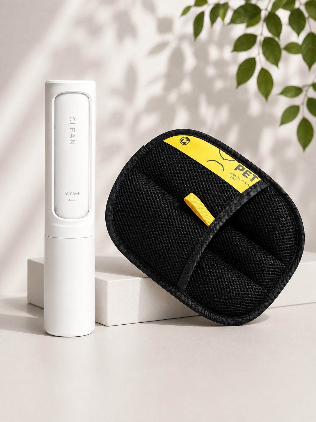 Portable Reusable Pet Hair Remover Brush Self-Cleaning Lint Roller
